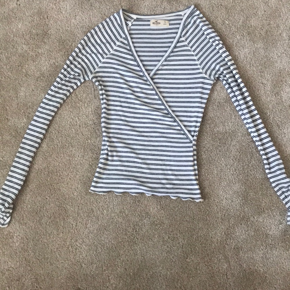 Hollister long sleeve shirt